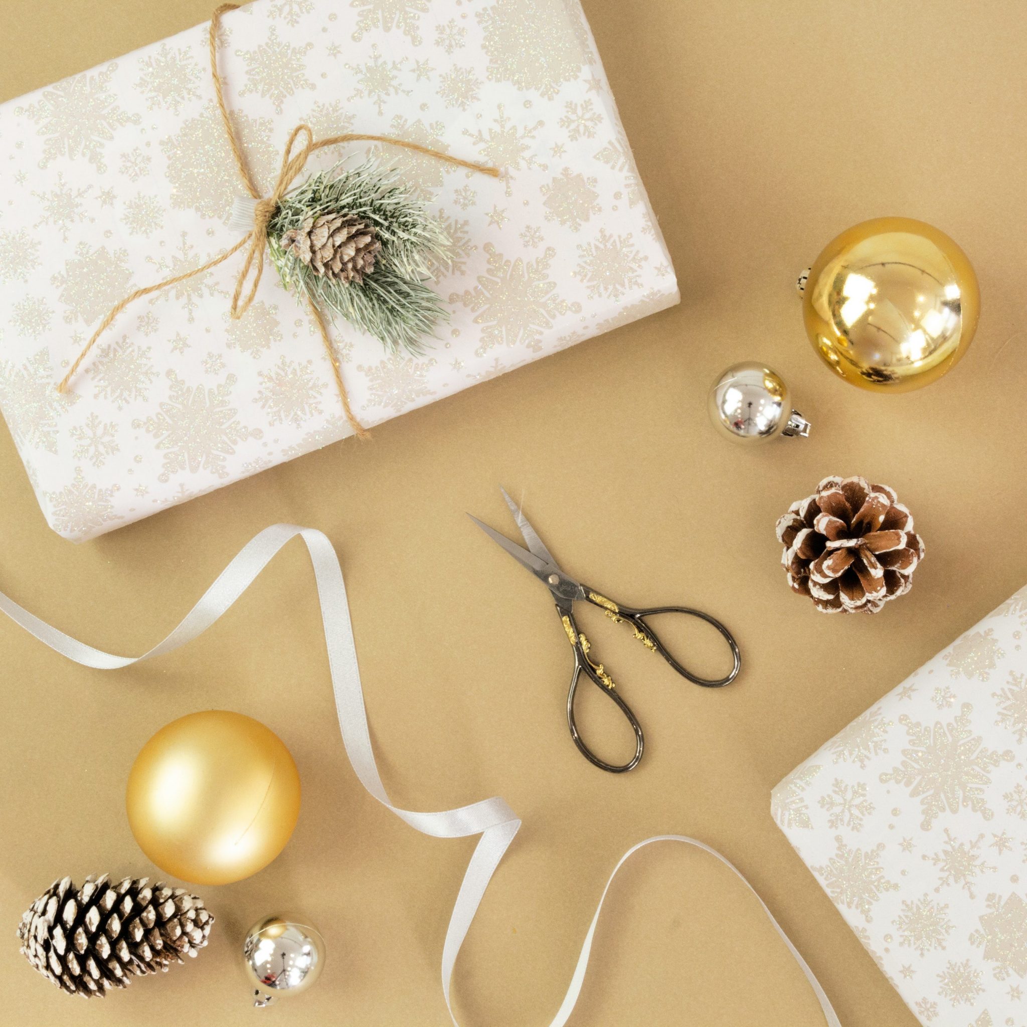 Front-of-shop gift area at The Silver Shop of Bath